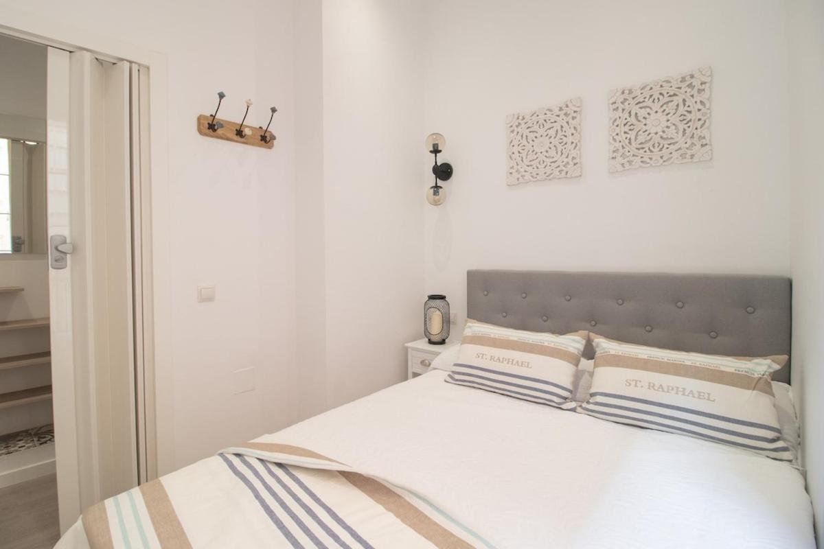 C93 - Trendy Two Bedrooms In Ollerias マラガ エクステリア 写真