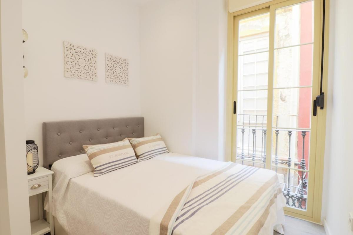 C93 - Trendy Two Bedrooms In Ollerias マラガ エクステリア 写真