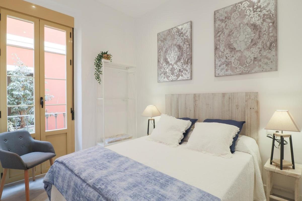 C93 - Trendy Two Bedrooms In Ollerias マラガ エクステリア 写真